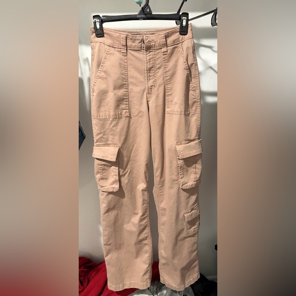 Hollister High Rise Baggy Cargo Pants